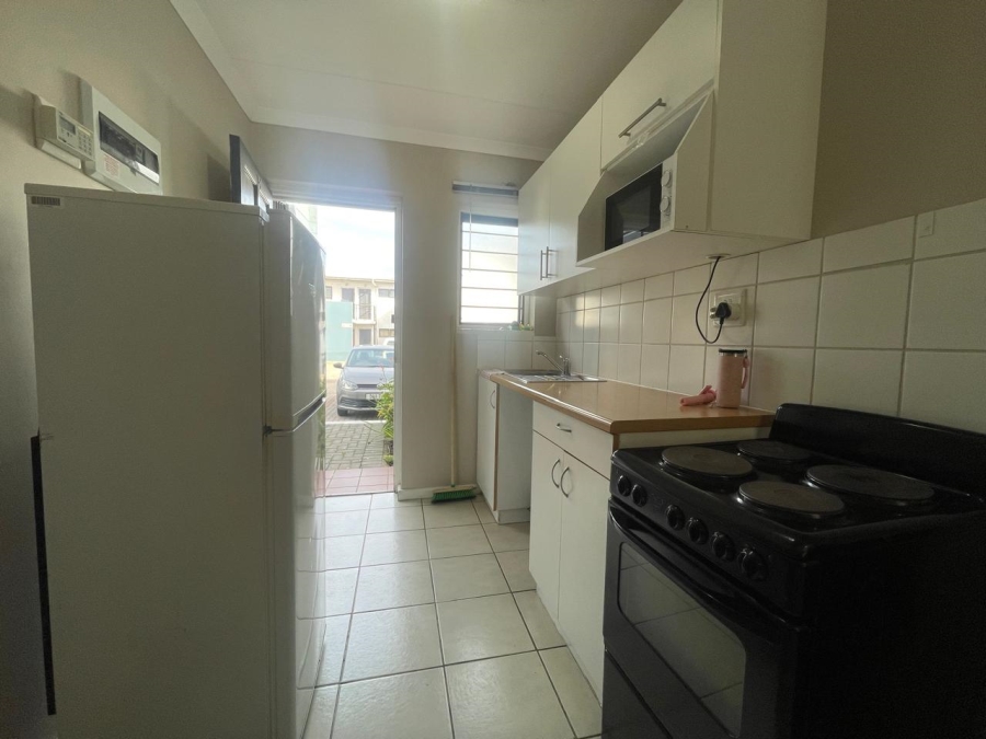 1 Bedroom Property for Sale in Maitland Western Cape